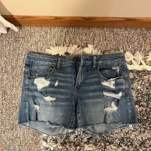 American eagle Womens Jean shorts size 12